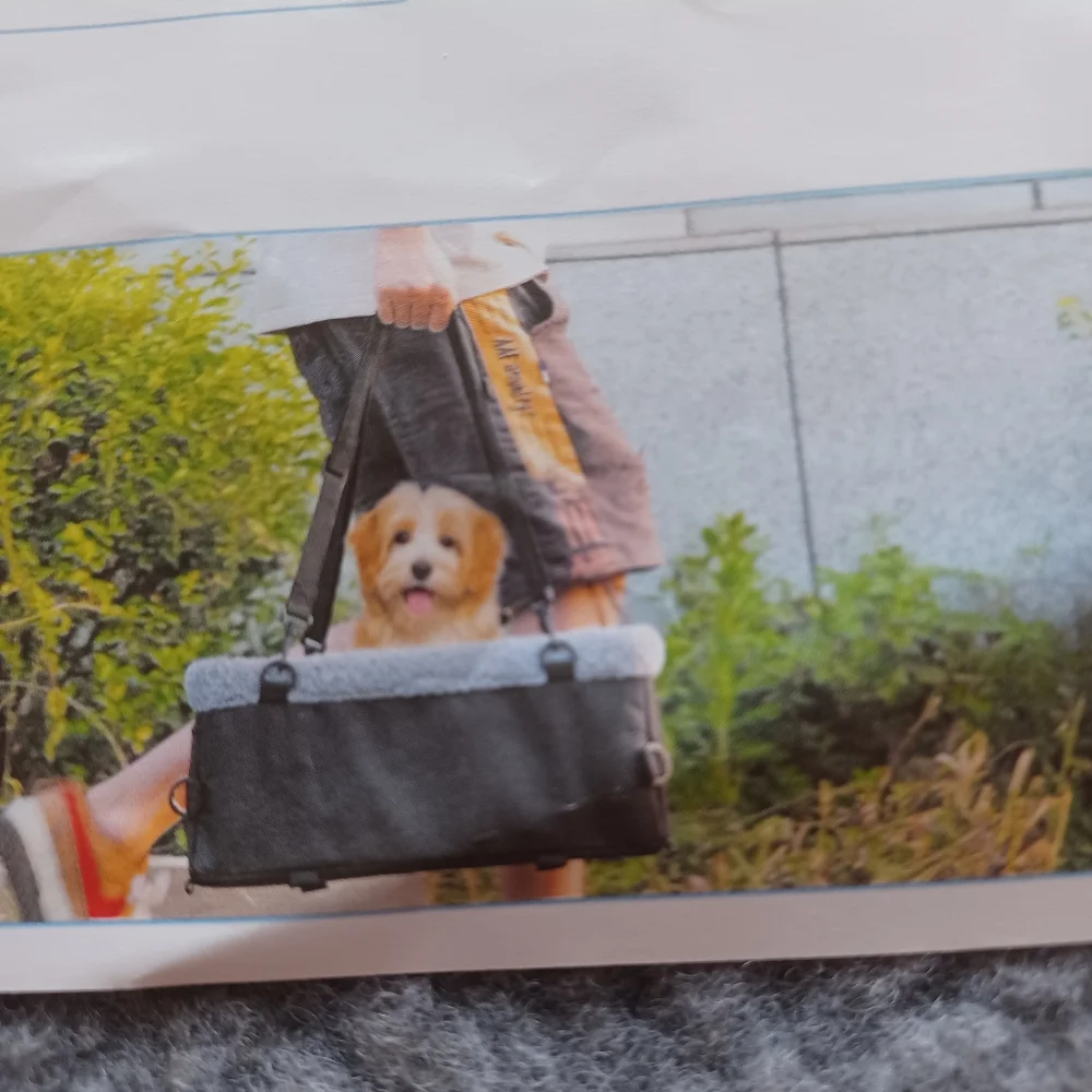 Dog car seat carrier pet smart new
